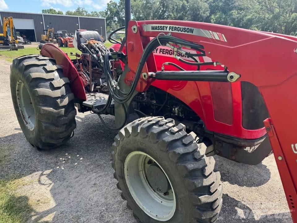 Massey Ferguson 2635 Tractors