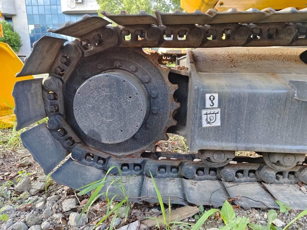 Komatsu PC 130-7 Crawler excavators