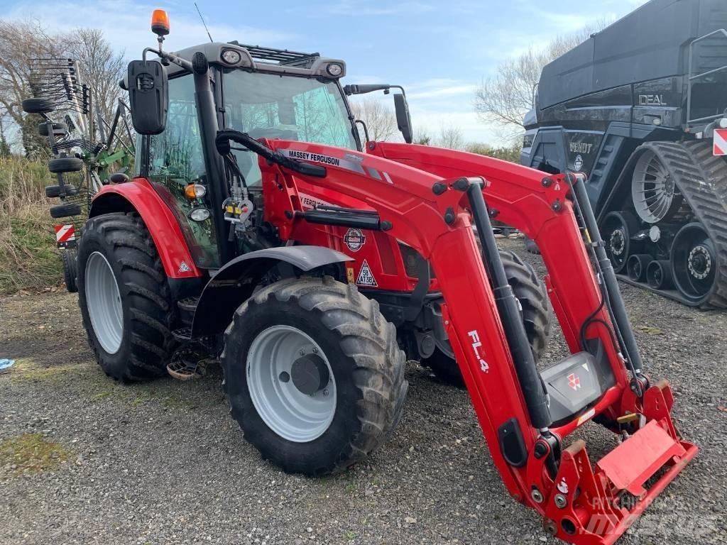 Massey Ferguson 5712 Tractors