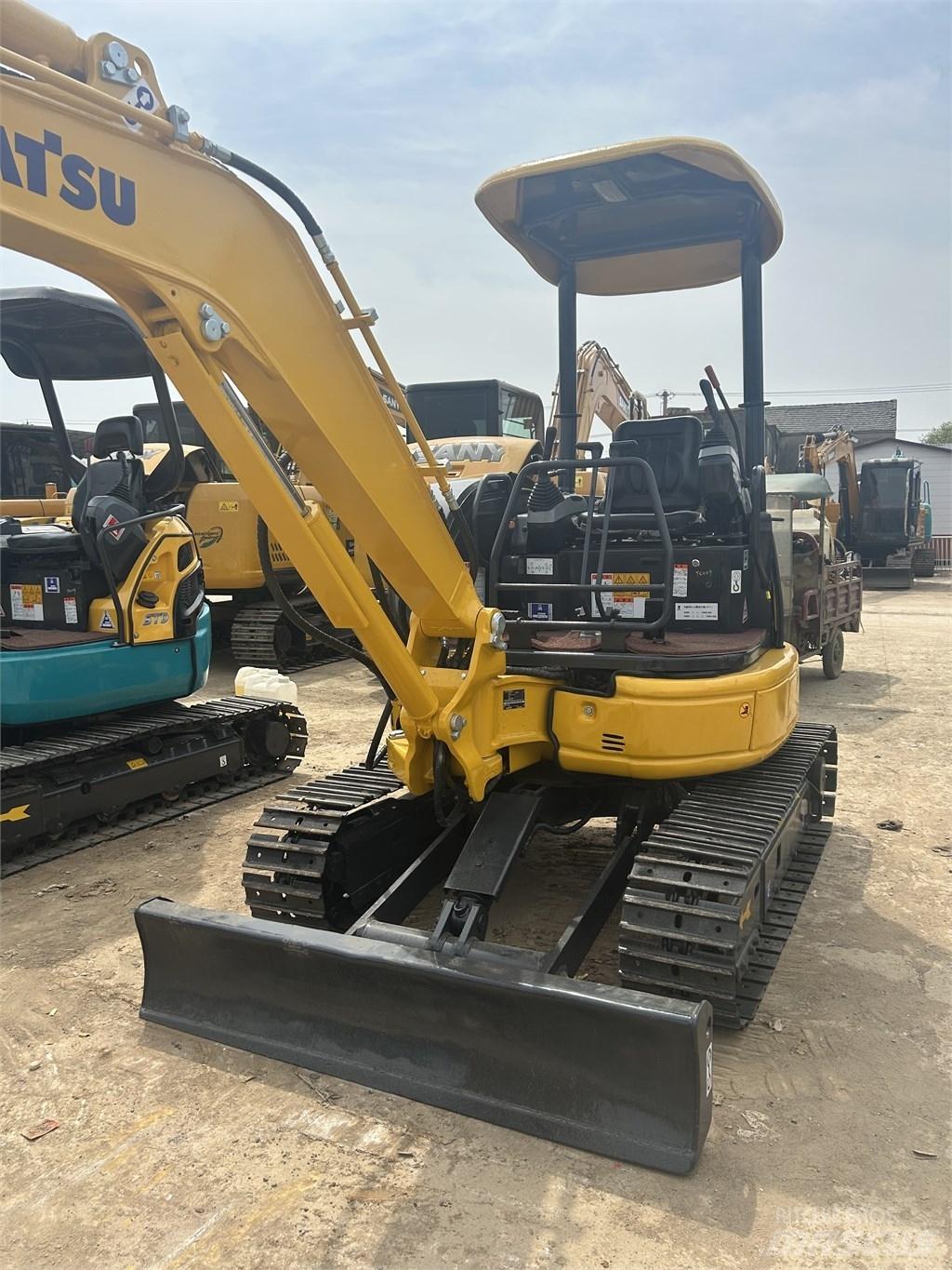 Komatsu PC30 Mini excavators < 7t