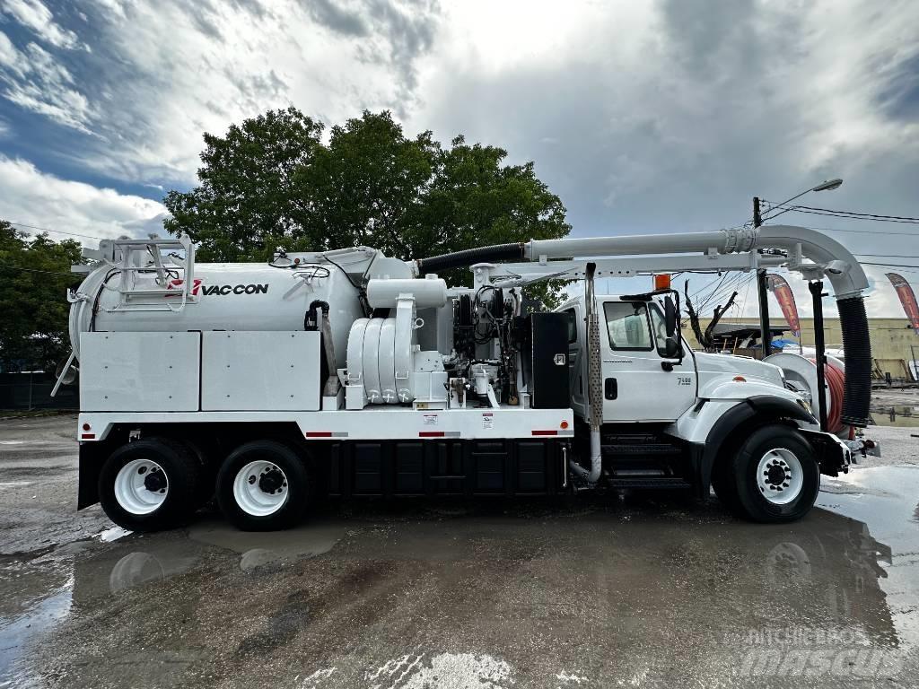 International 7400 Sewage disposal Trucks