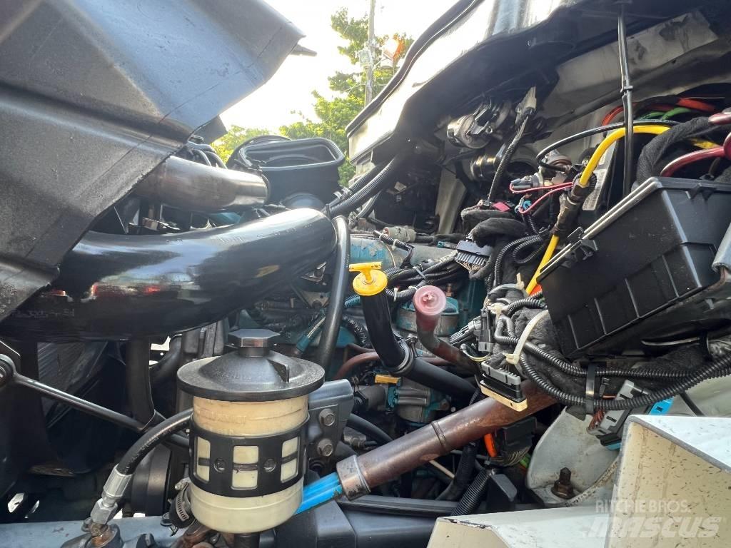 International 7400 Sewage disposal Trucks