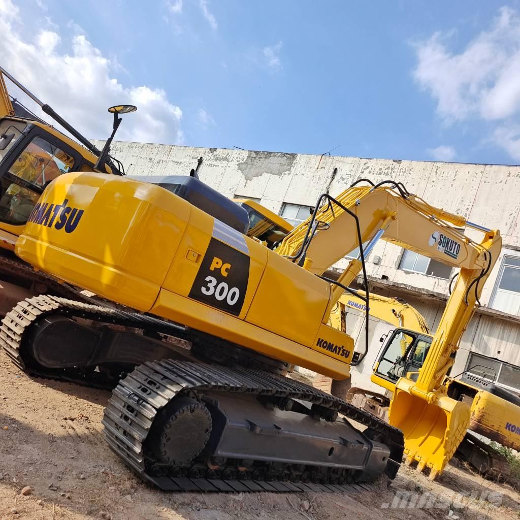 Komatsu PC 300-7 Crawler excavators