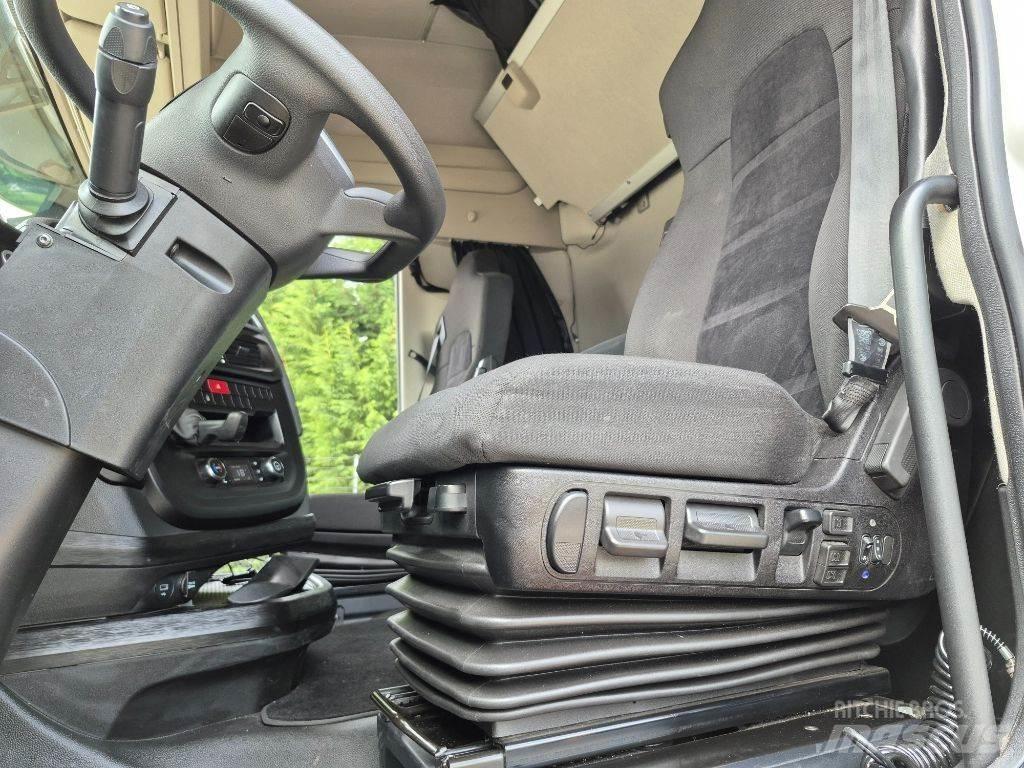 Iveco S-Way 490 Truck Tractor Units