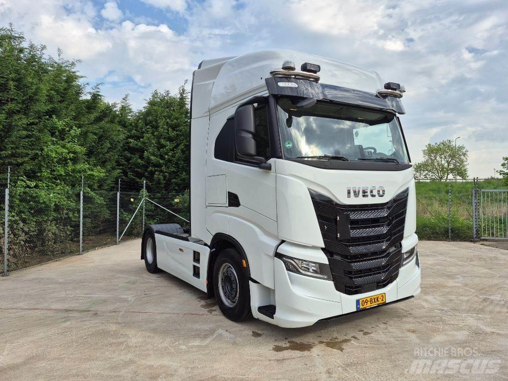 Iveco S-Way 490 Truck Tractor Units