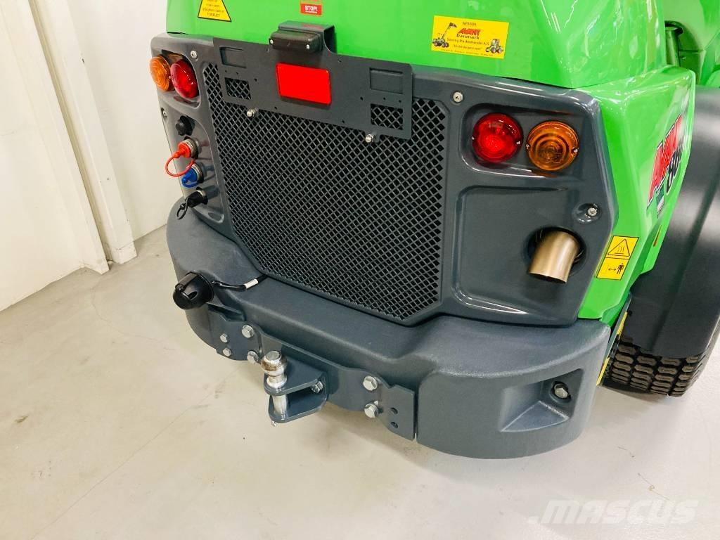 Avant 860 i Mini loaders