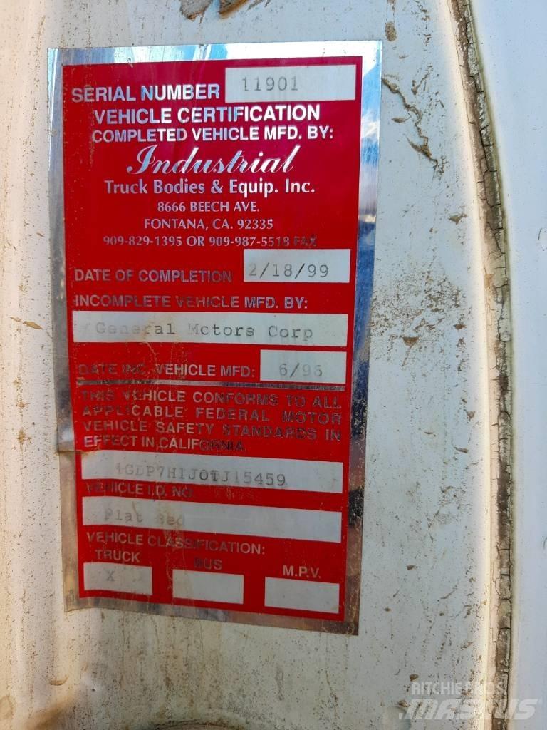 GMC C 7 Flatbed/Dropside trucks