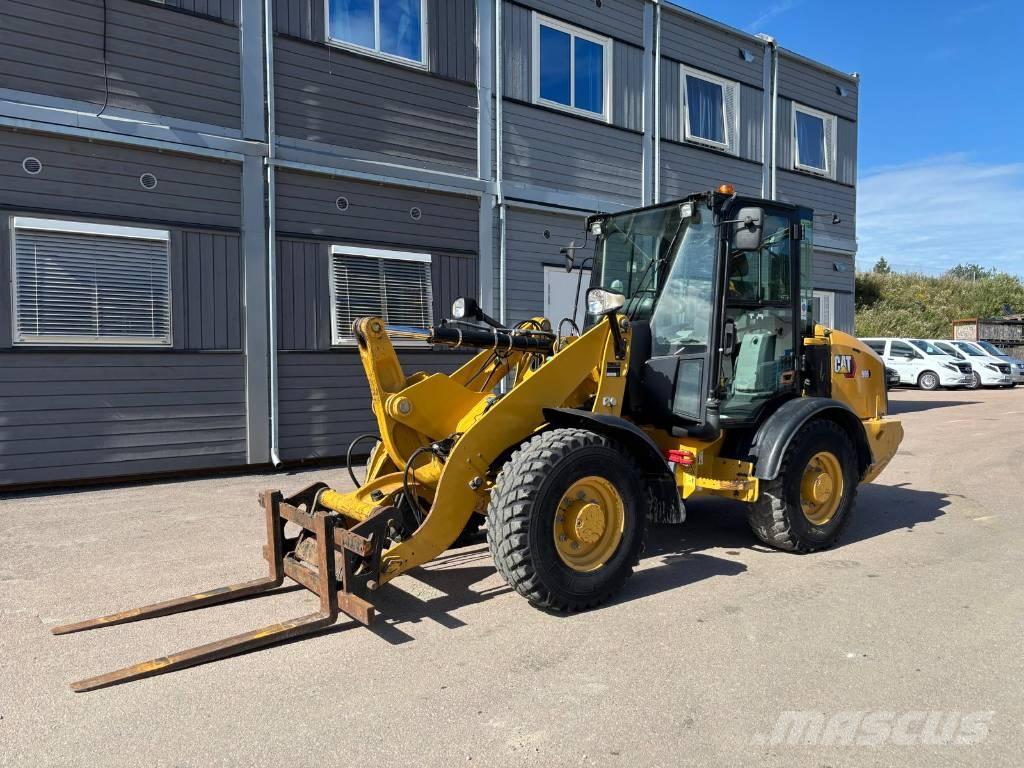 CAT 906 Wheel loaders