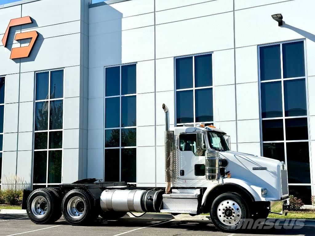 Kenworth T 800 Truck Tractor Units