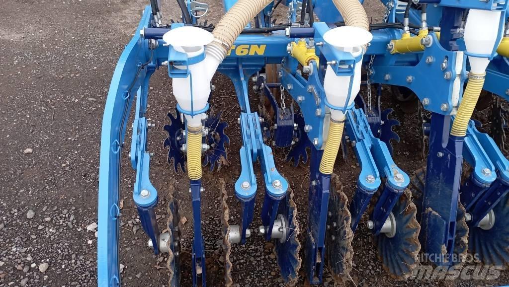 Farmet STRIP-TILL 6N Chisel ploughs