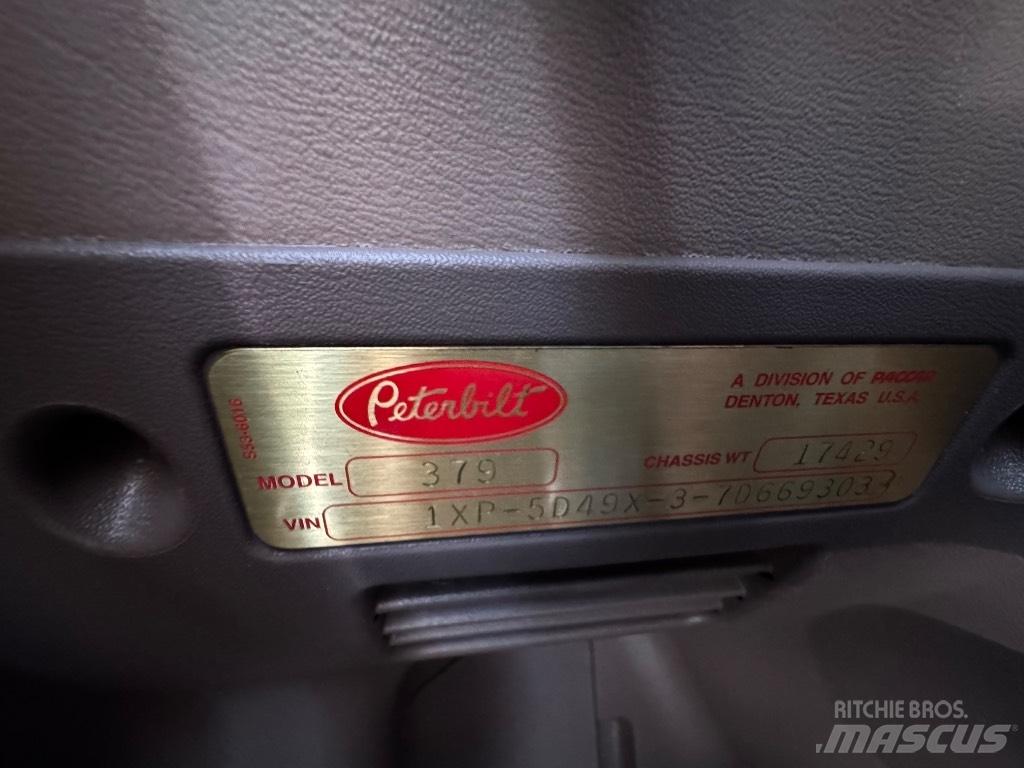 Peterbilt 379 Truck Tractor Units
