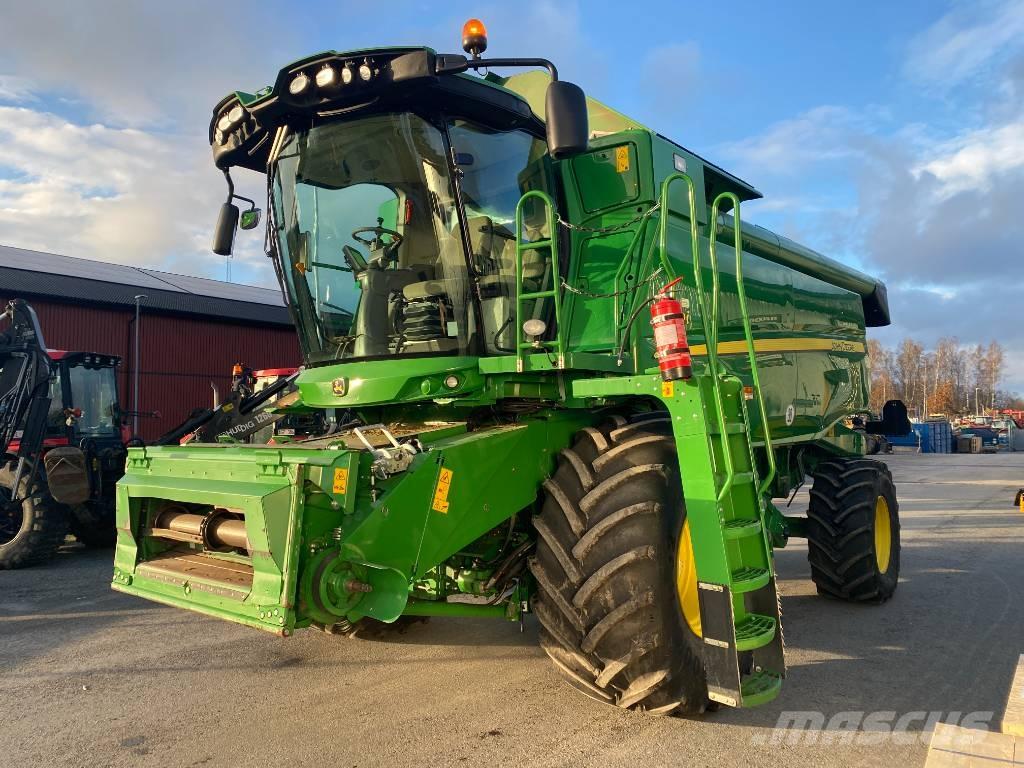 John Deere W 540i Combine harvesters
