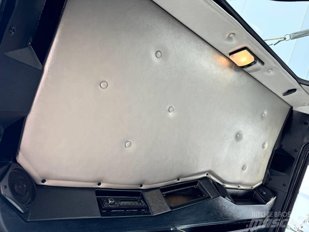 Western Star 4900 Truck Tractor Units