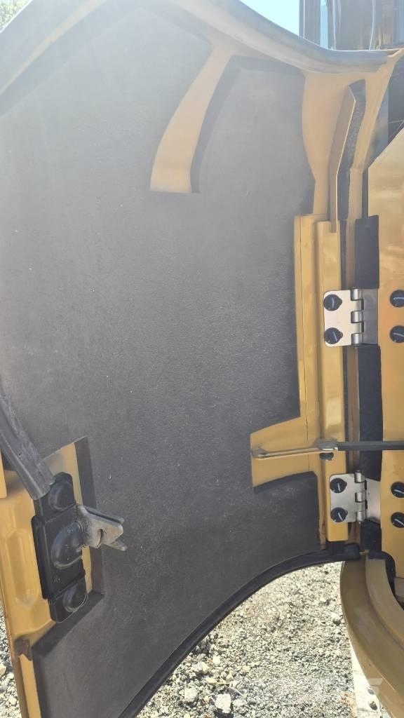 CAT 308 E 2 CR Midi excavators  7t - 12t