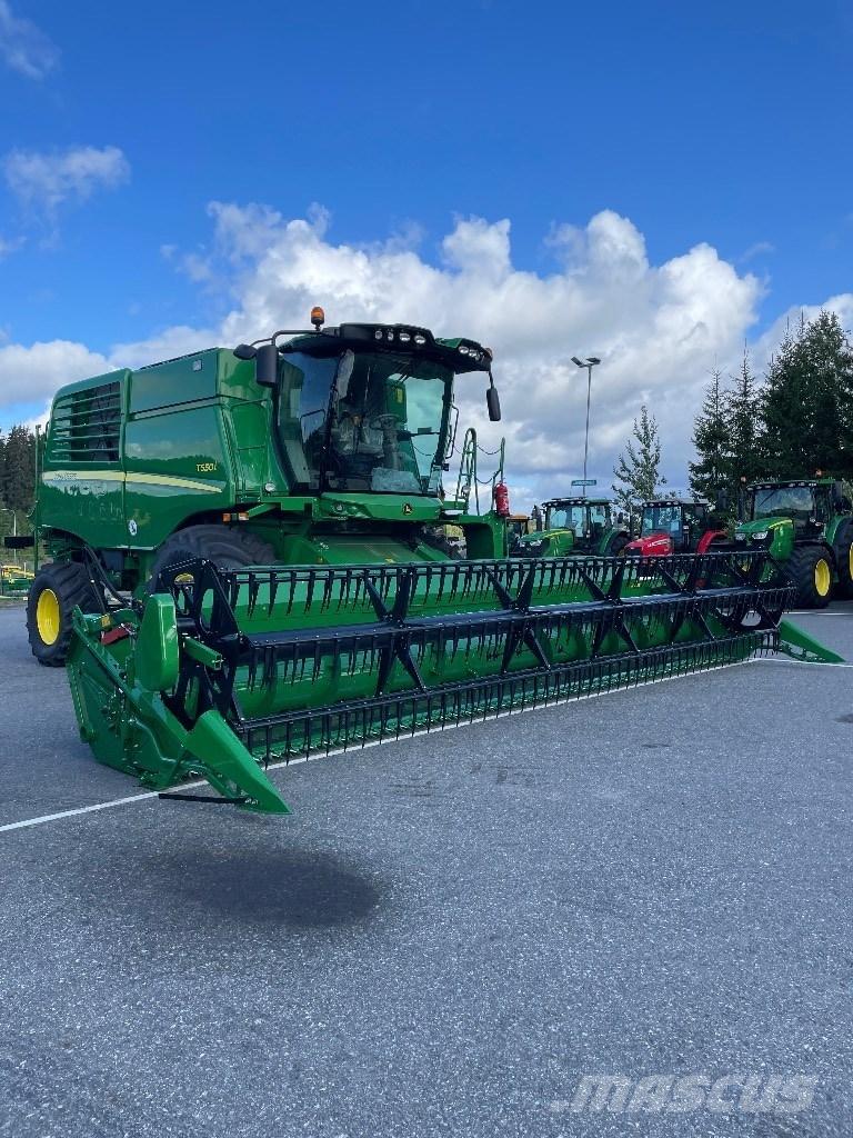 John Deere T 550 Combine harvesters