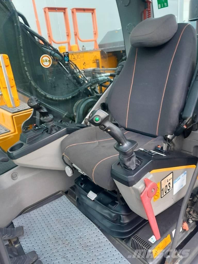 Volvo EC250EL Crawler excavators