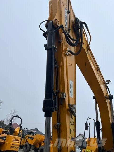 JCB JS 175 W Wheeled excavators