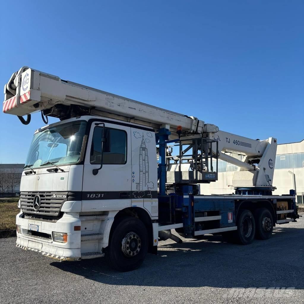 Cela TJ460 Truck mounted aerial platforms