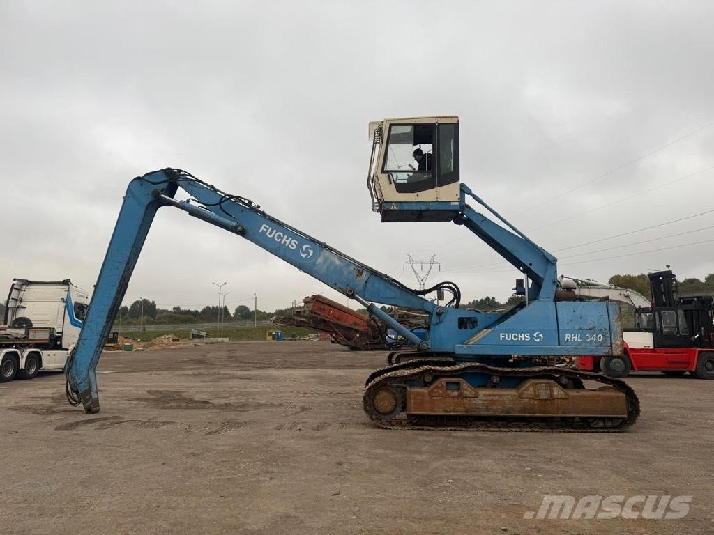 Fuchs RHL 340 Waste / industry handlers