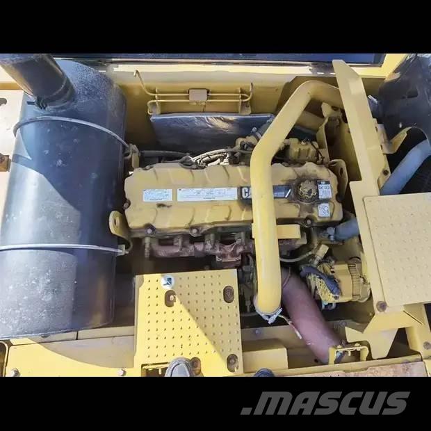 CAT 330 D Crawler excavators