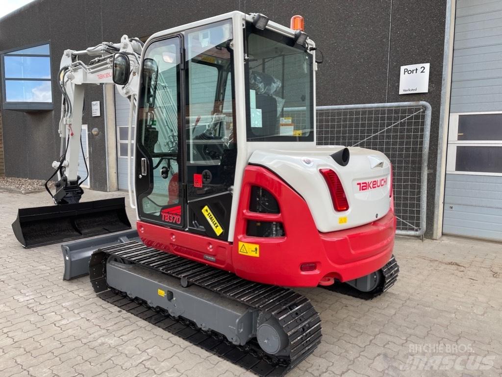 Takeuchi TB370 Mini excavators < 7t