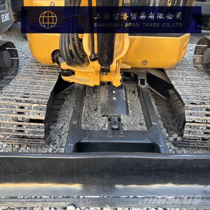 CAT 304 Mini excavators < 7t