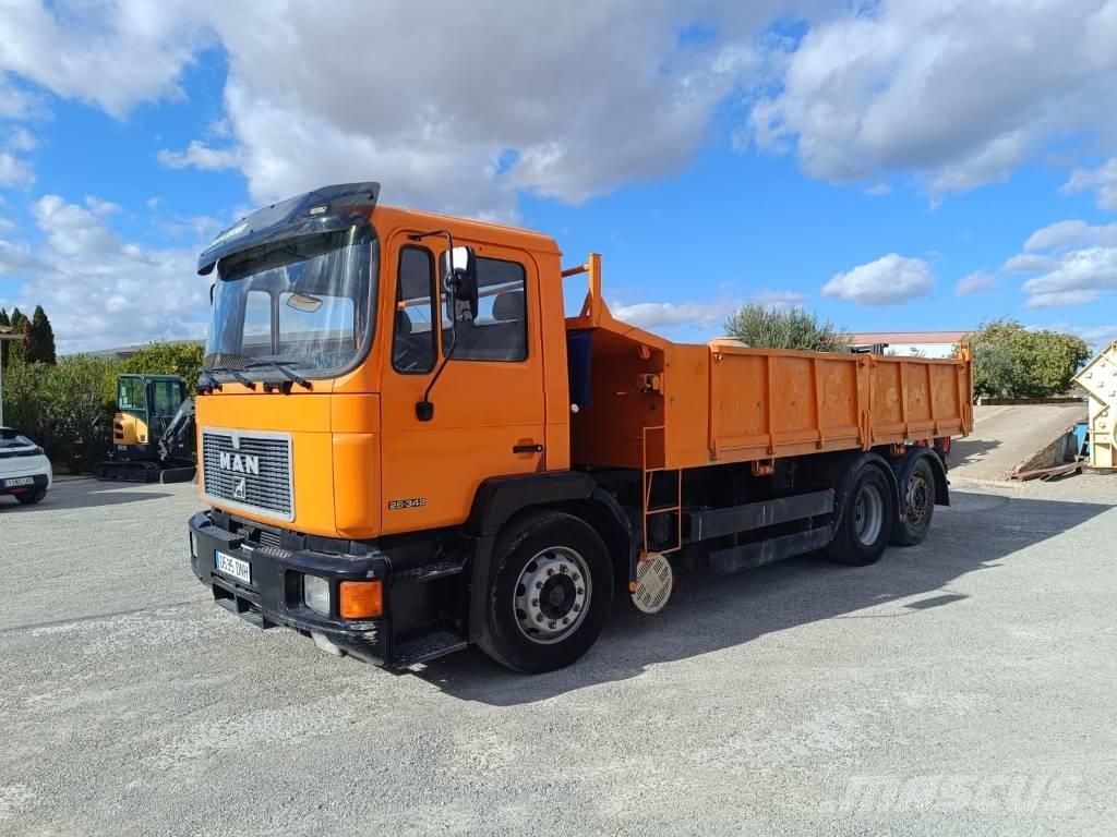 MAN 26.342 Tipper trucks