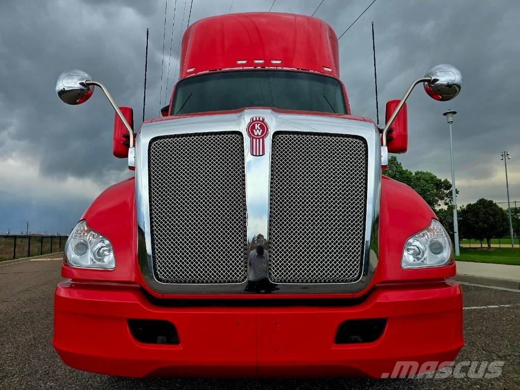 Kenworth T 680 Truck Tractor Units