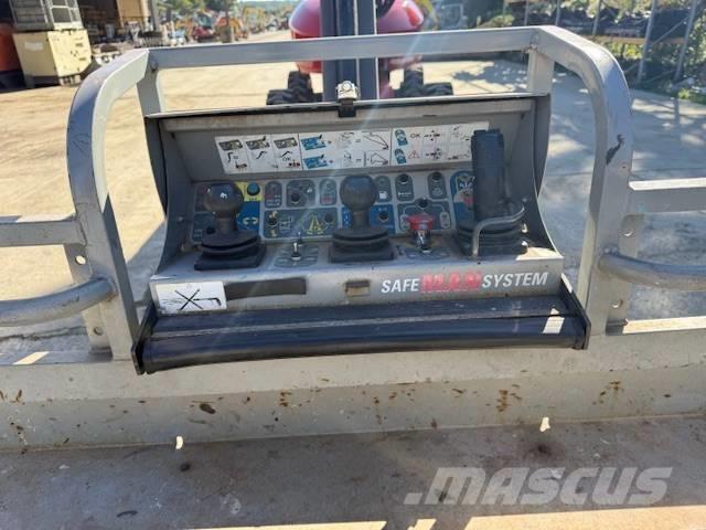 Manitou 280 TJ Telescopic boom lifts