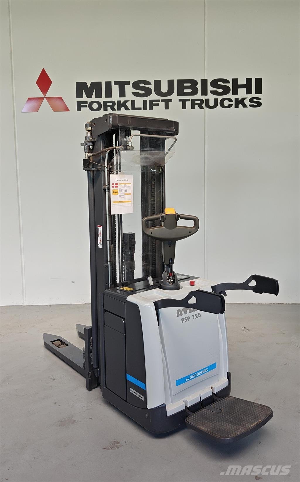 Atlet PSP125 Self propelled stackers