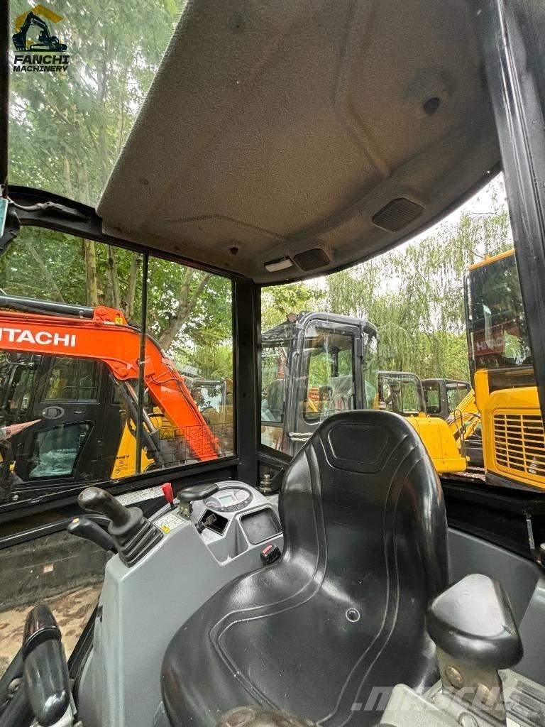  Bobcta E20 Mini excavators < 7t