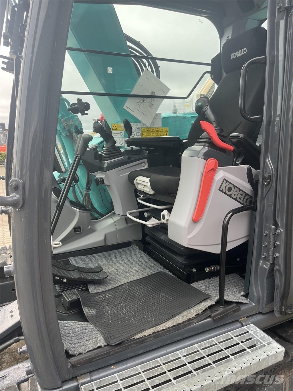 Kobelco SK 75 SR Midi excavators  7t - 12t