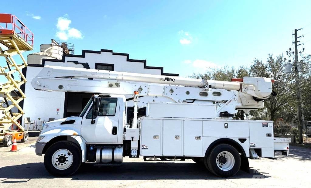 International 4300 Truck mounted aerial platforms