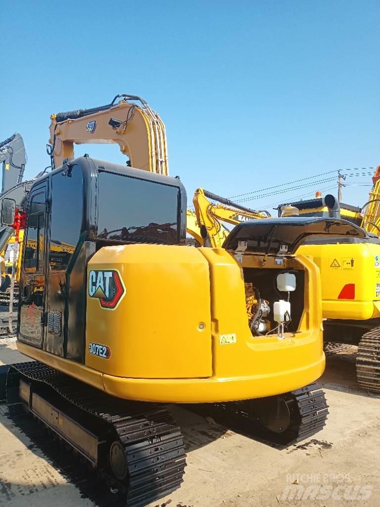 CAT 307 Mini excavators < 7t