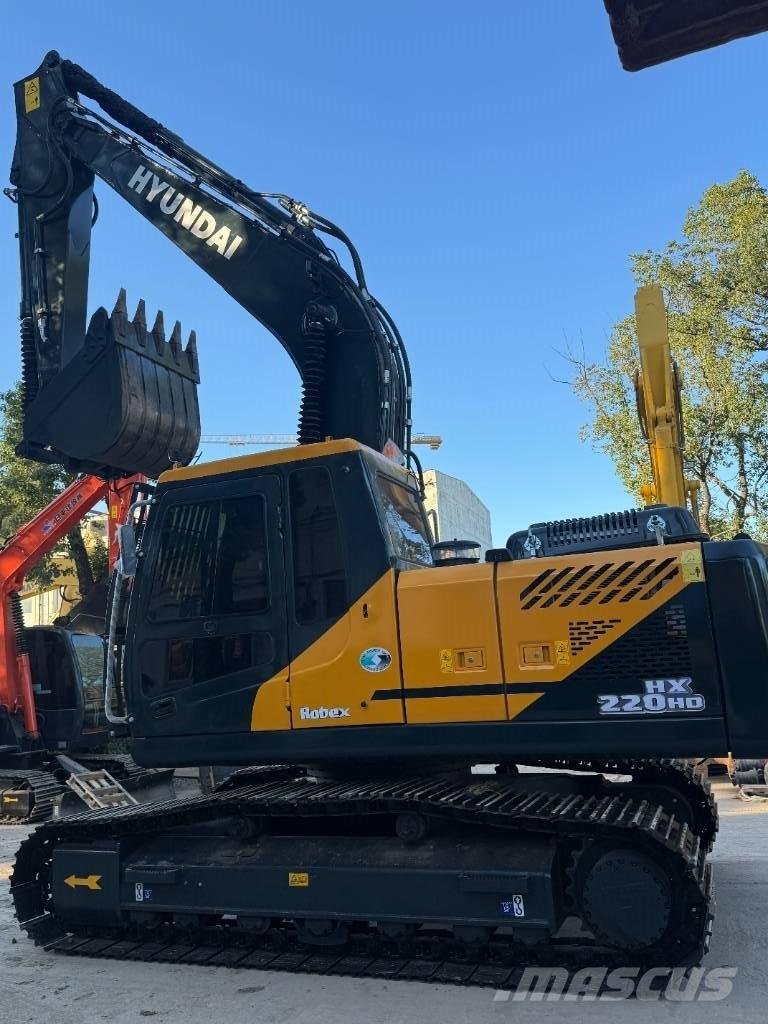 Hyundai HX220HD Midi excavators  7t - 12t