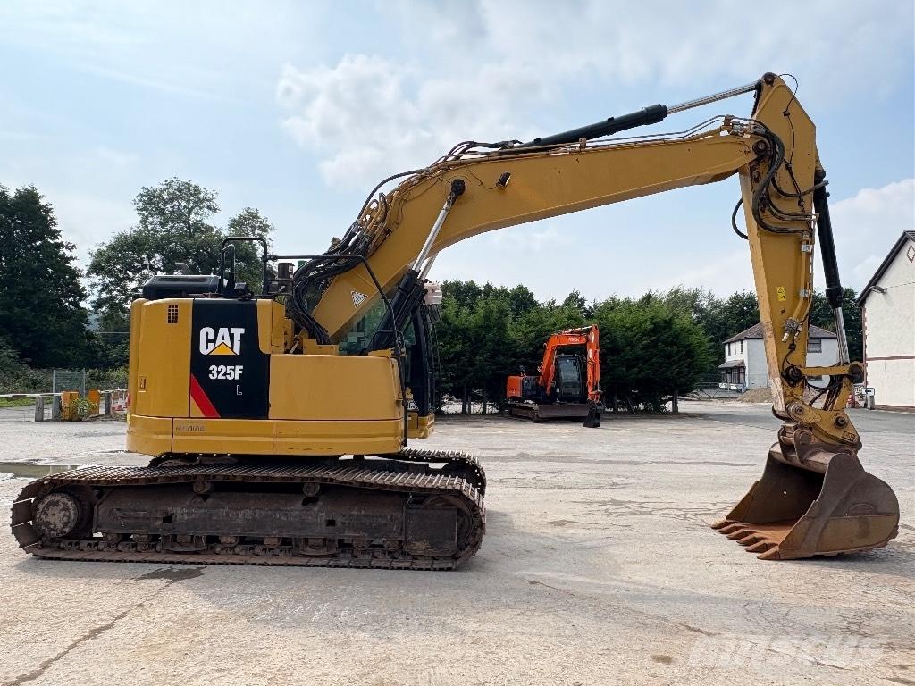 CAT 325 FL CR Crawler excavators
