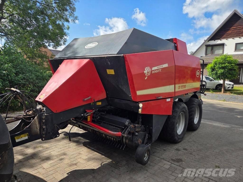Vicon LB12200 Square balers