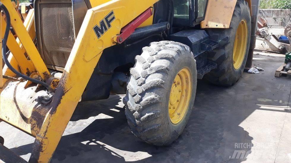 Fermec 860 TLB's