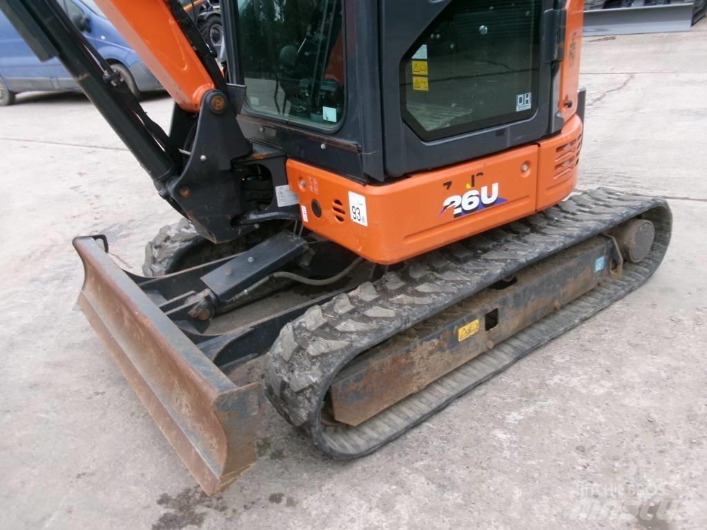 Hitachi 26U Mini excavators < 7t