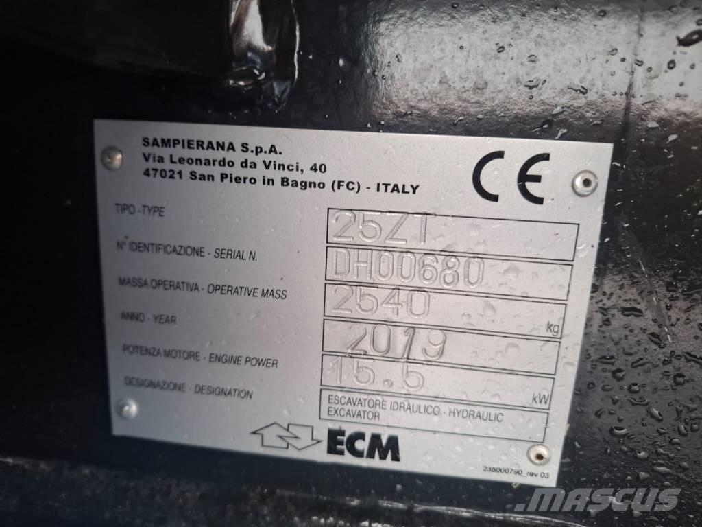 ECM 25 ZT Mini excavators < 7t