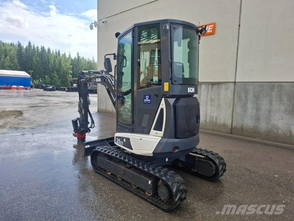 ECM 25 ZT Mini excavators < 7t