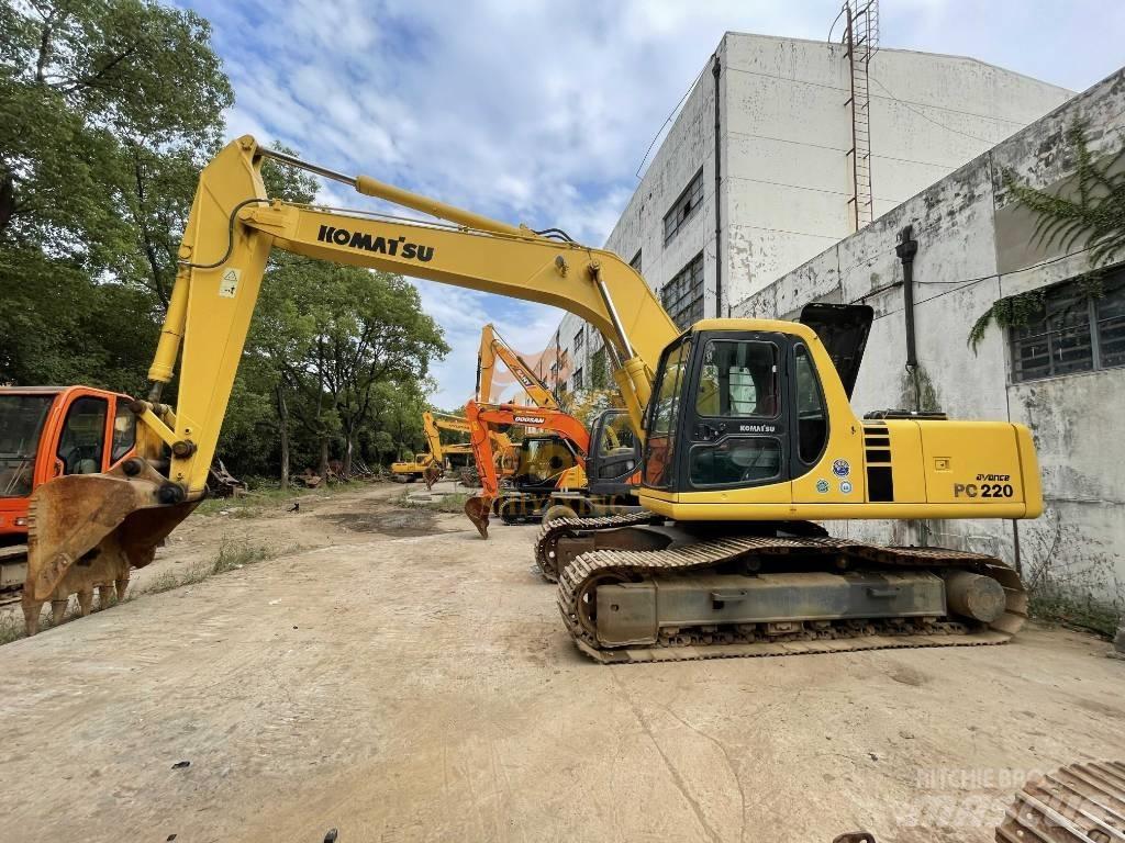 Komatsu PC 220-6 Crawler excavators