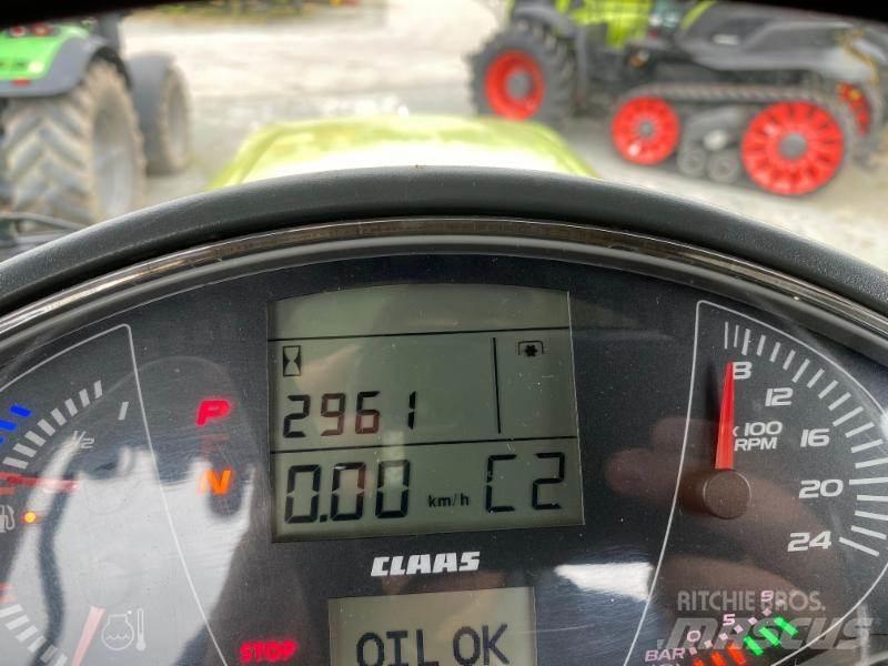 CLAAS AXION 830 Tractors