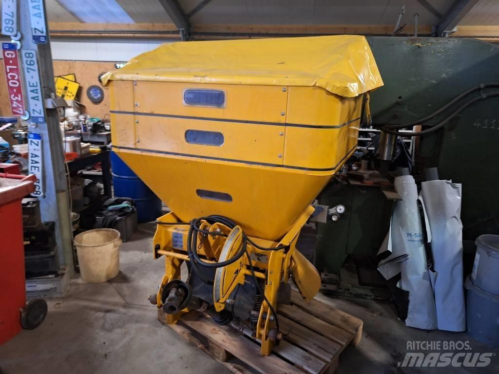 Bogballe S3 Sand and salt spreaders