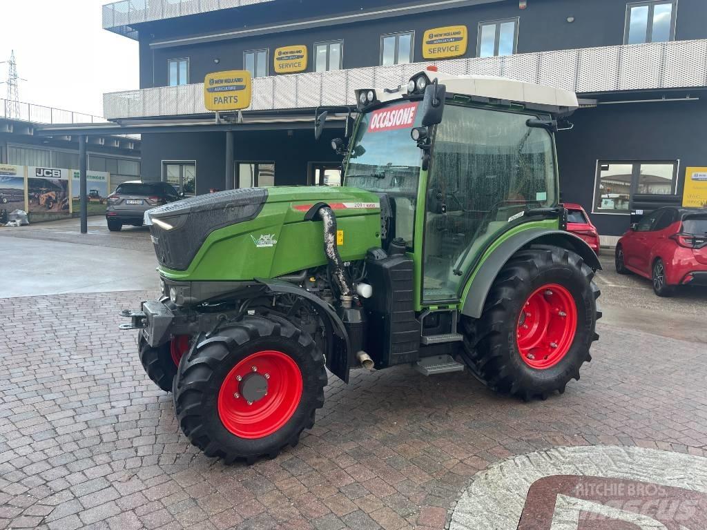 Fendt 209 F Tractors