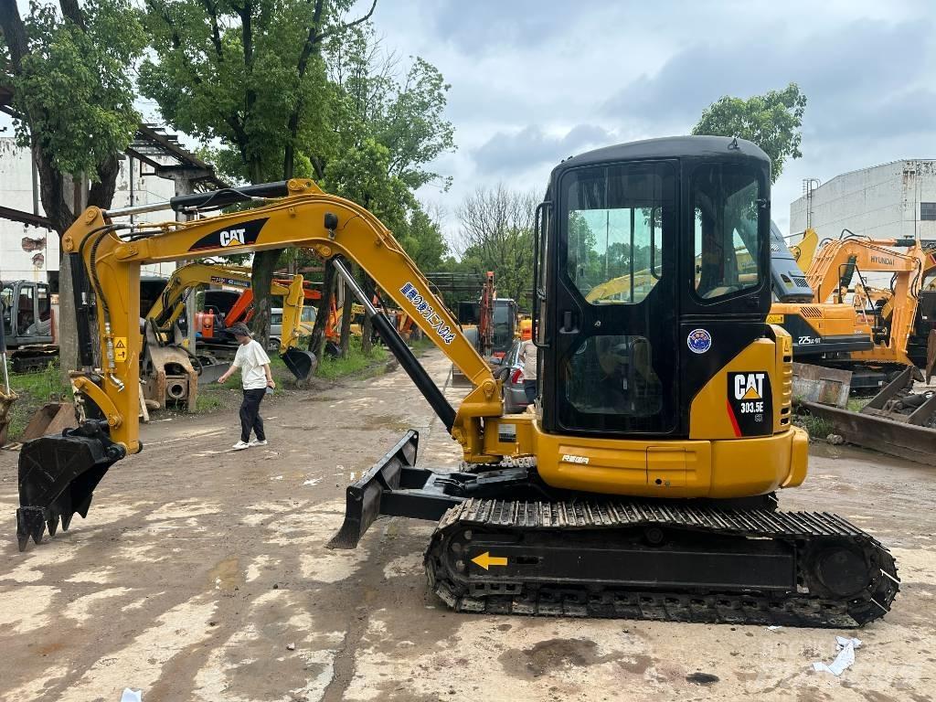 CAT 303 Mini excavators < 7t