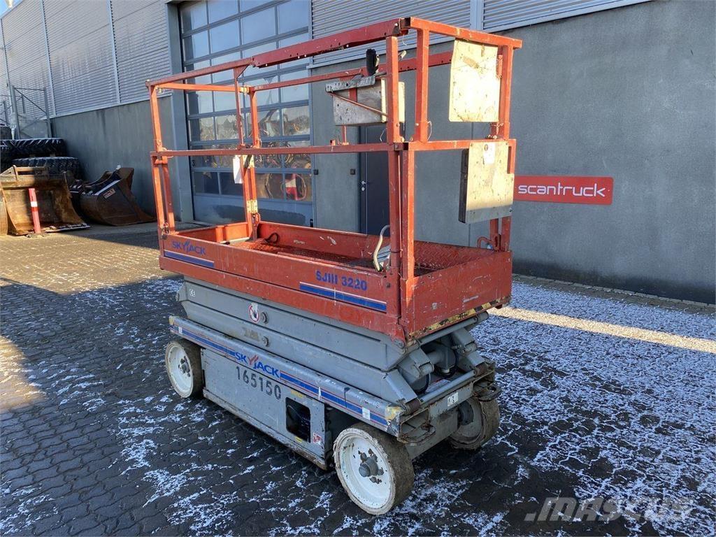 SkyJack SJ3219 Scissor lifts