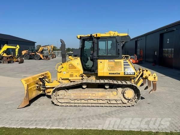 Komatsu D 51 PXi-24 Crawler dozers
