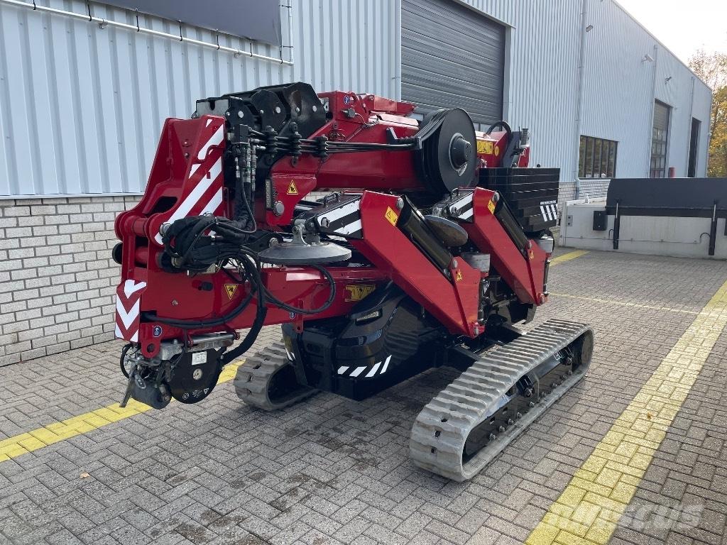 Hoeflon C 30 E Mini cranes