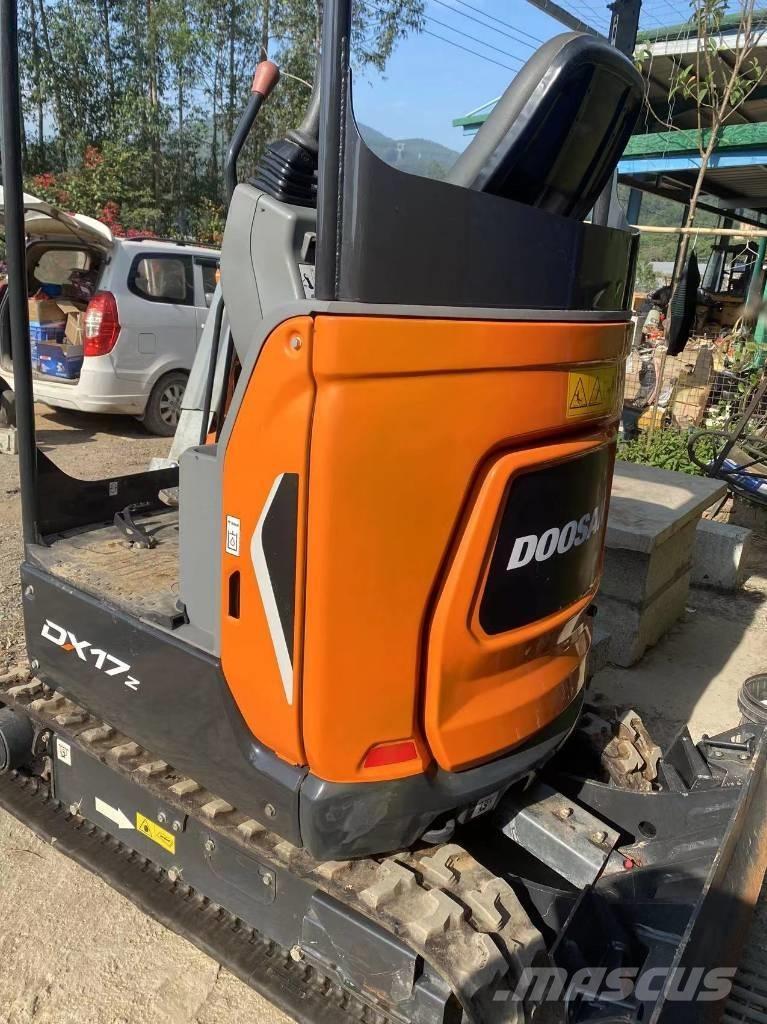 Doosan DX 17 Mini excavators < 7t